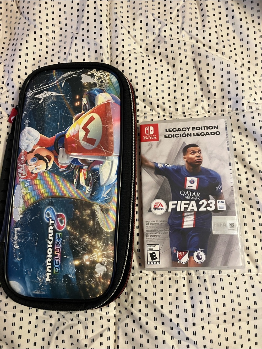 FIFA 23 Game & Nintendo Mario Kart Deluxe Hard Carry Case for Switch